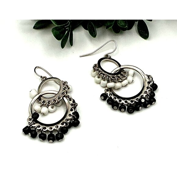 Vintage inspired Black & White Beaded Dangle Earrings With Silver-Tone - Picture 2 of 5